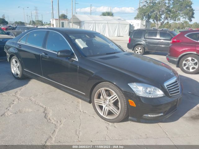 MERCEDES-BENZ S 550 2013 wddng9eb7da532917