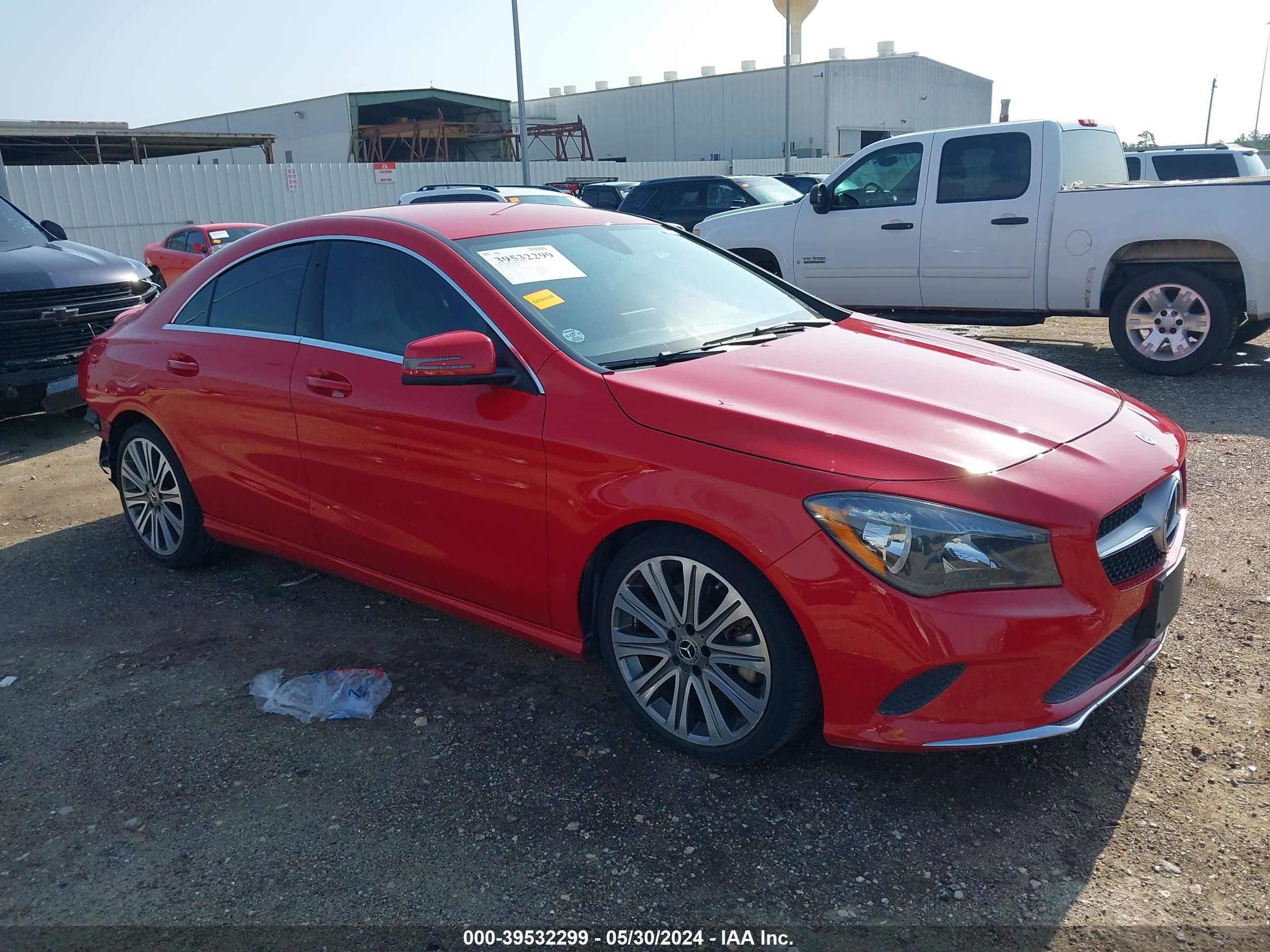 MERCEDES-BENZ NULL 2018 wddsj4eb0jn577600