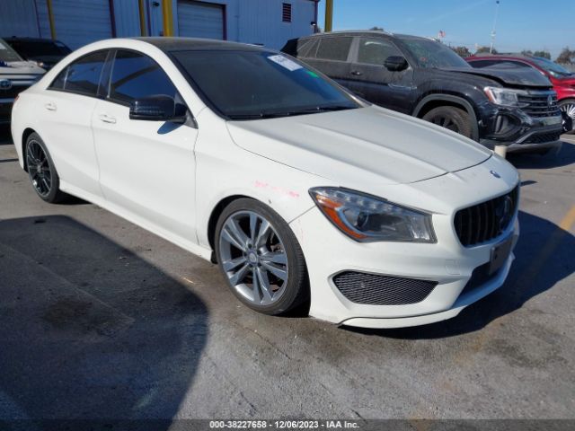 MERCEDES-BENZ CLA 2016 wddsj4eb5gn352680