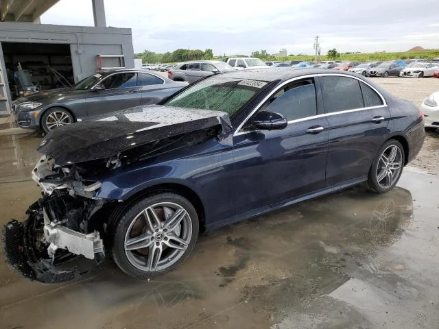 MERCEDES-BENZ E 300 2019 wddzf4jb4ka511100