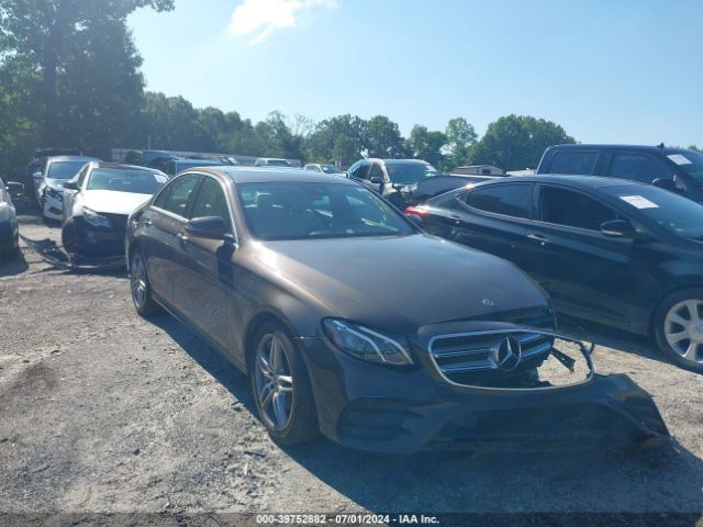 MERCEDES-BENZ E 300 2018 wddzf4jb5ja429441