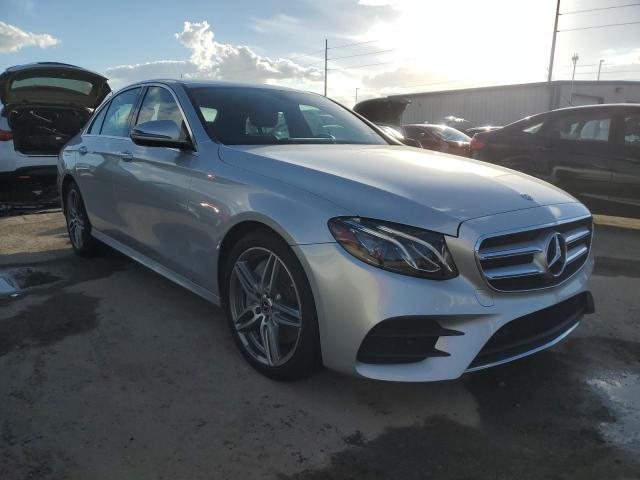 MERCEDES-BENZ E 300 2019 wddzf4jb7ka523774