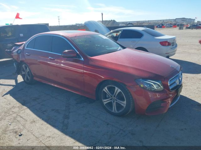 MERCEDES-BENZ E 300 2019 wddzf4jb7ka658026