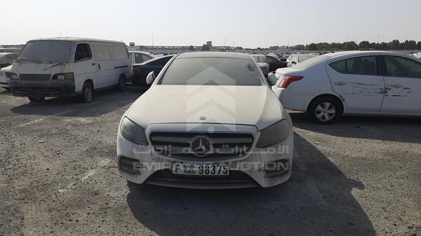 MERCEDES-BENZ E 300 2018 wddzf4jb8ja316504