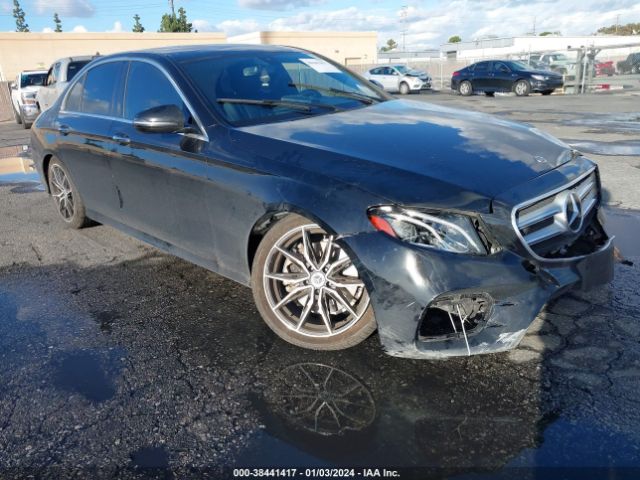 MERCEDES-BENZ E 300 2019 wddzf4jb8ka514632