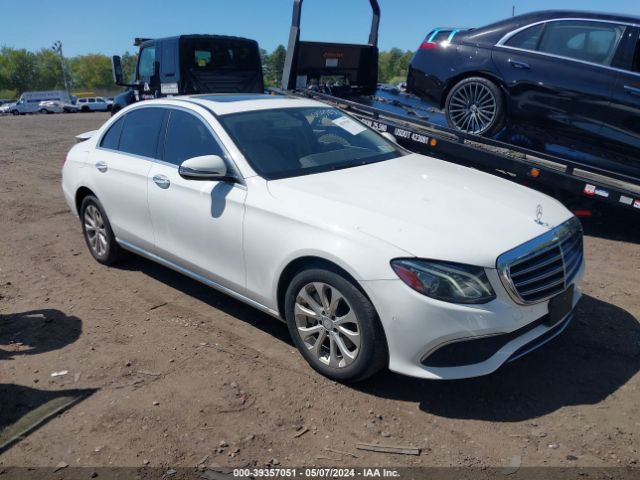 MERCEDES-BENZ E 300 2017 wddzf4kb0ha068659