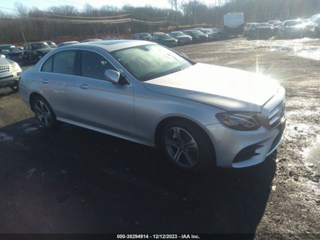 MERCEDES-BENZ E 300 2019 wddzf4kb0ka512324