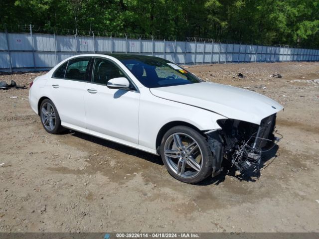 MERCEDES-BENZ E 300 2019 wddzf4kb2ka520358