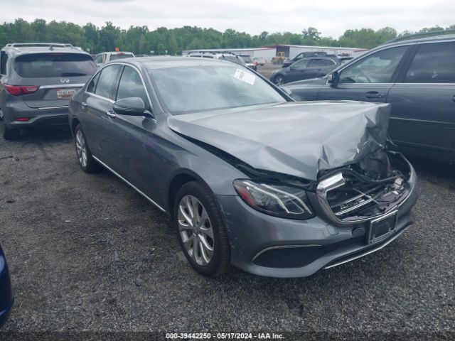 MERCEDES-BENZ E 300 2017 wddzf4kb3ha214732