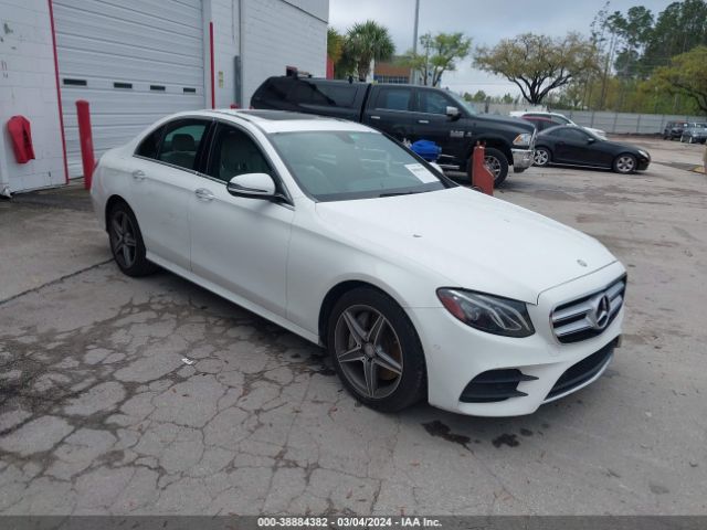 MERCEDES-BENZ E 300 2017 wddzf4kbxha008436