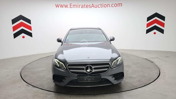 MERCEDES-BENZ E 350 2019 wddzf8fb7ka576846