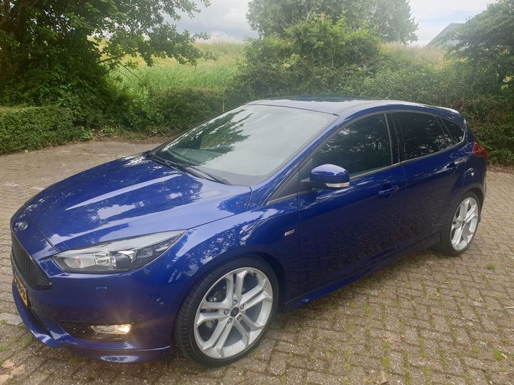 FORD FOCUS 2017 wf05xxgcc5gy16175