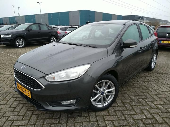 FORD FOCUS 2017 wf05xxgcc5gy26110