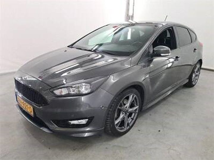 FORD FOCUS 2017 wf05xxgcc5hd26283