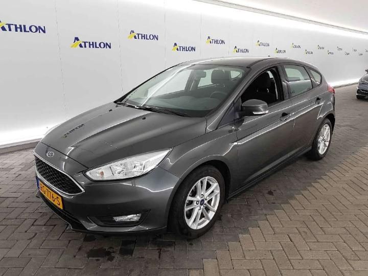 FORD FOCUS HATCHBACK 2017 wf05xxgcc5hd30307