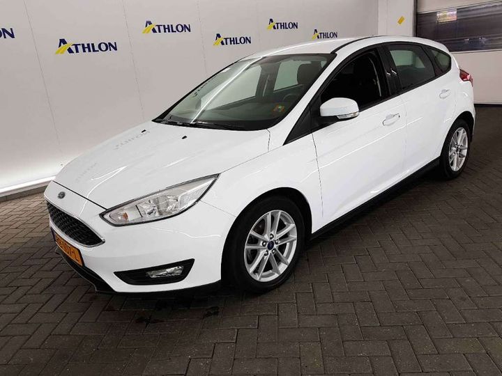 FORD FOCUS HATCHBACK 2017 wf05xxgcc5hk83854