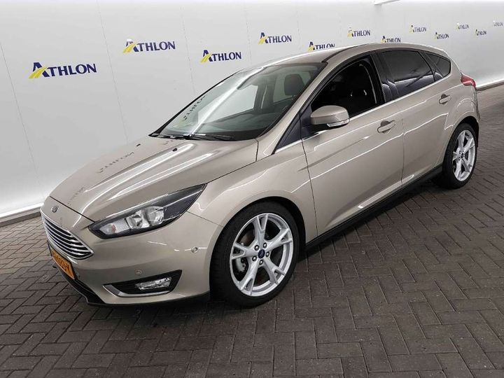 FORD FOCUS HATCHBACK 2017 wf05xxgcc5hp24538