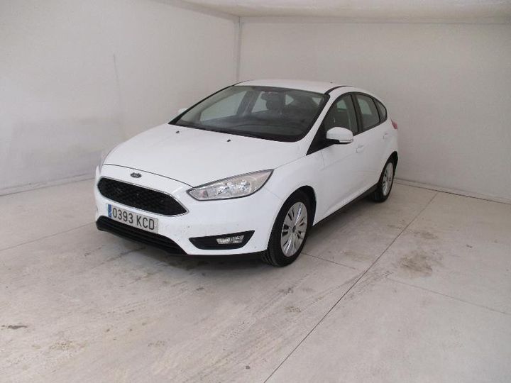 FORD FOCUS 2017 wf05xxgcc5hr03710