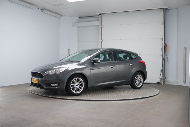 FORD FOCUS 2017 wf05xxgcc5hr68935