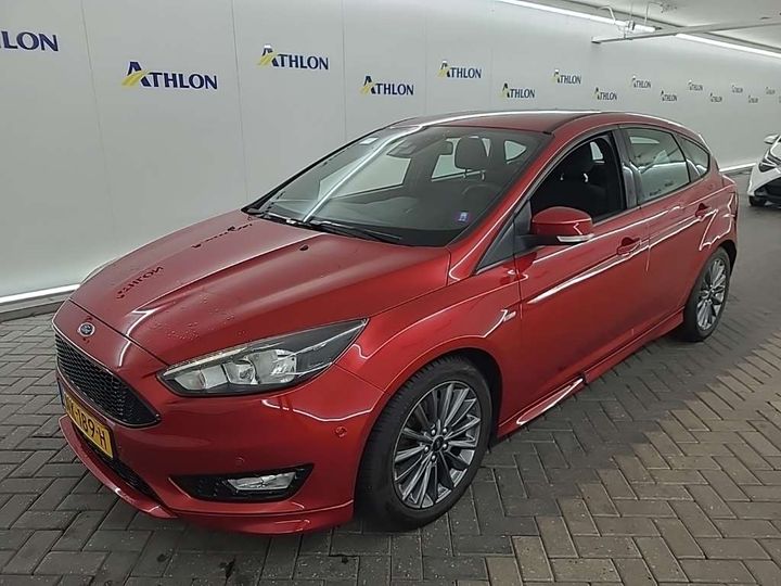 FORD FOCUS HATCHBACK 2017 wf05xxgcc5hu29029