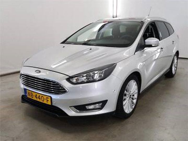 FORD FOCUS WAGON 2017 wf06xxgcc6gs38204