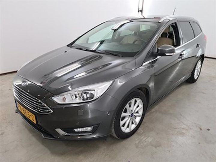 FORD FOCUS WAGON 2017 wf06xxgcc6hb36155