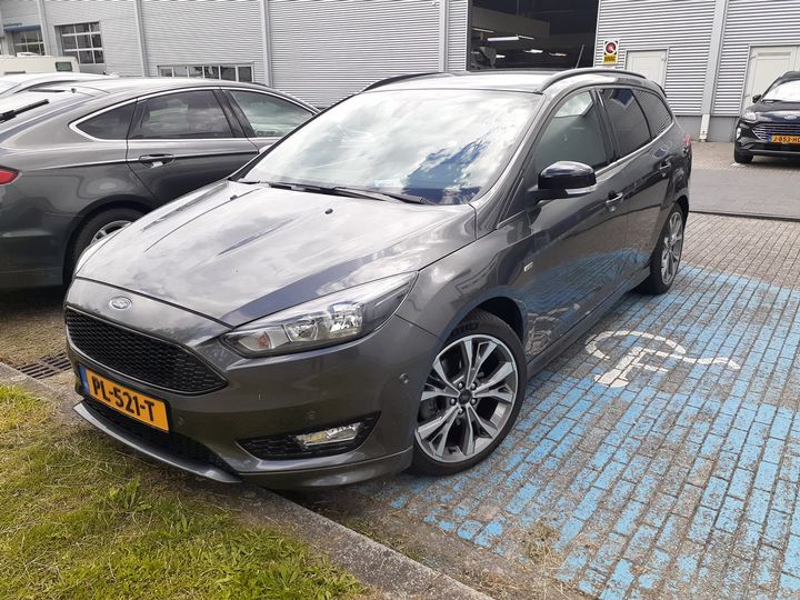 FORD FOCUS WAGON 2017 wf06xxgcc6hb56130