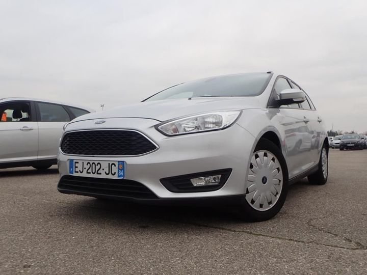 FORD FOCUS SW 2017 wf06xxgcc6hj84886