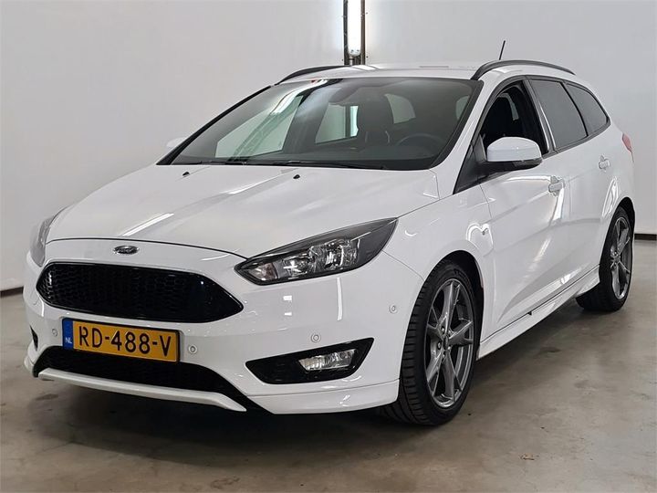 FORD FOCUS WAGON 2017 wf06xxgcc6hk10185