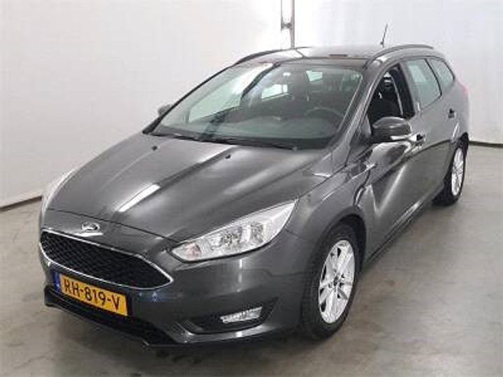 FORD FOCUS WAGON 2017 wf06xxgcc6hk13706