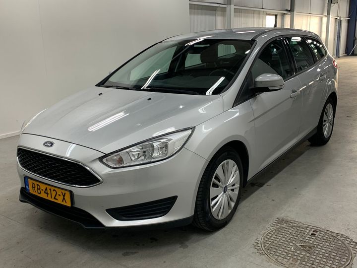 FORD FOCUS WAGON 2017 wf06xxgcc6hk84778