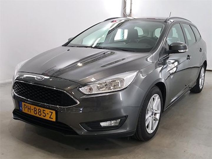 FORD FOCUS WAGON 2017 wf06xxgcc6hr72679