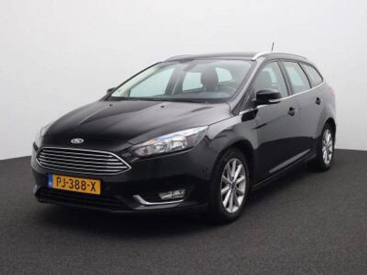 FORD FOCUS WAGON 2017 wf06xxgcc6hr82355