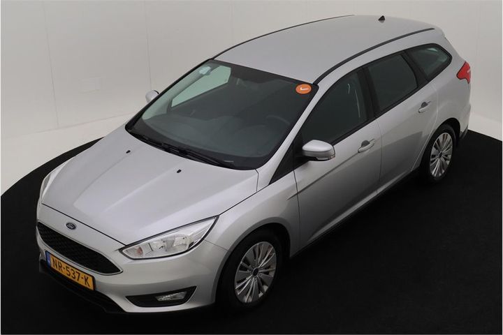 FORD FOCUS WAGON 2017 wf06xxgcc6hu37536