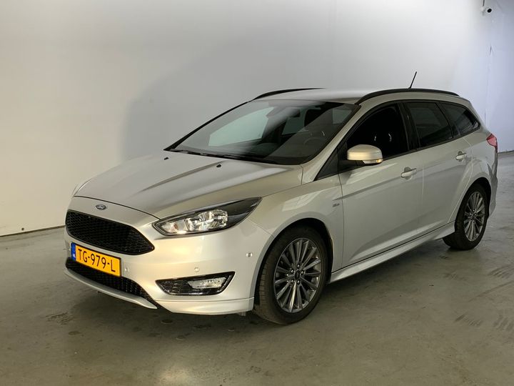 FORD FOCUS WAGON 2018 wf06xxgcc6jy65383