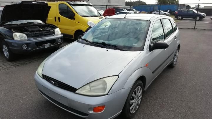 FORD FOCUS HATCHBACK 1999 wf0axxgcdaxc00075