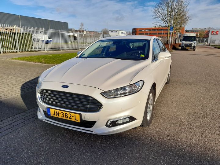 FORD MONDEO 2016 wf0exxwpcegr07598