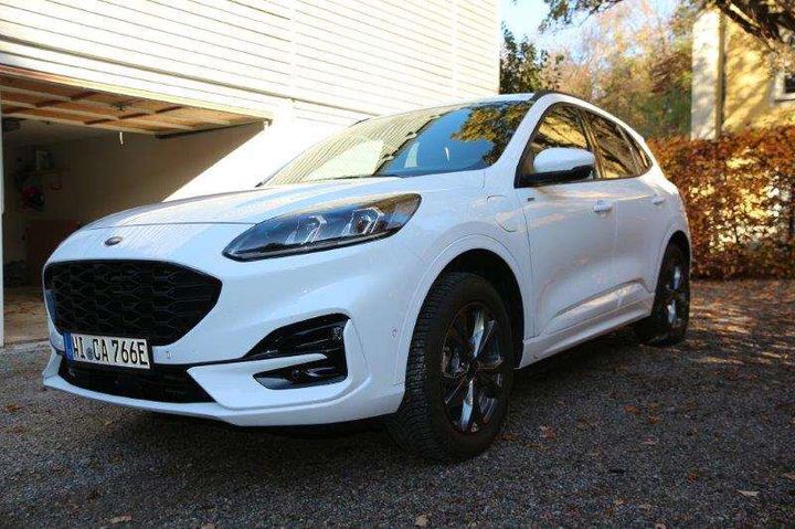 FORD KUGA 2022 wf0fxxwpmhmk06427