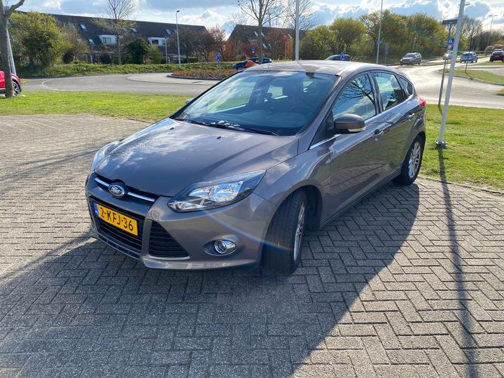 FORD FOCUS 2013 wf0kxxgcbkdu88225