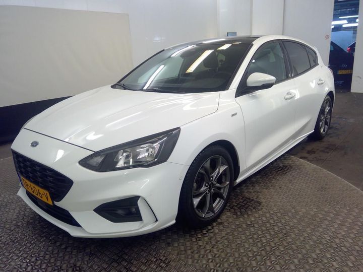 FORD FOCUS 2018 wf0nxxgchnjb46023