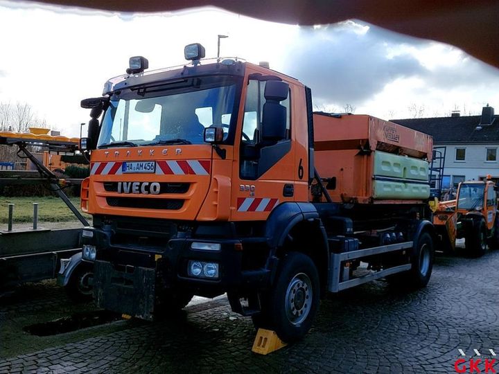 IVECO TRAKKER 2011 wjmb1vnt40c233416