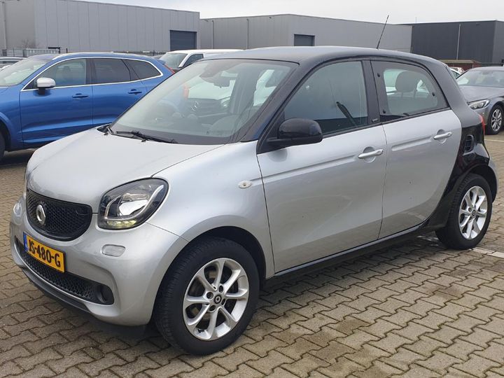 SMART FORFOUR 2016 wme4530421y084395