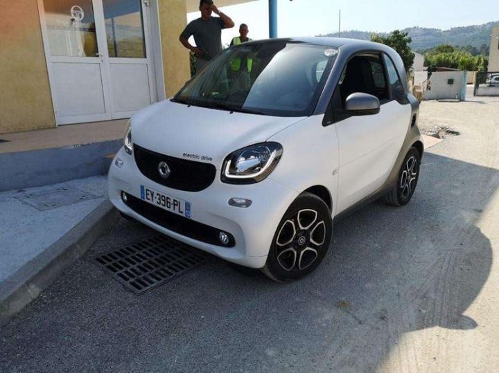 SMART FORTWO 2018 wme4533911k231468