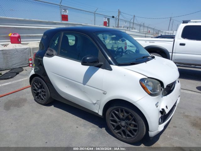 SMART FORTWO 2016 wmefj5da0gk058052