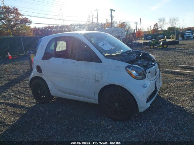 SMART FORTWO 2017 wmefj5da2hk218742