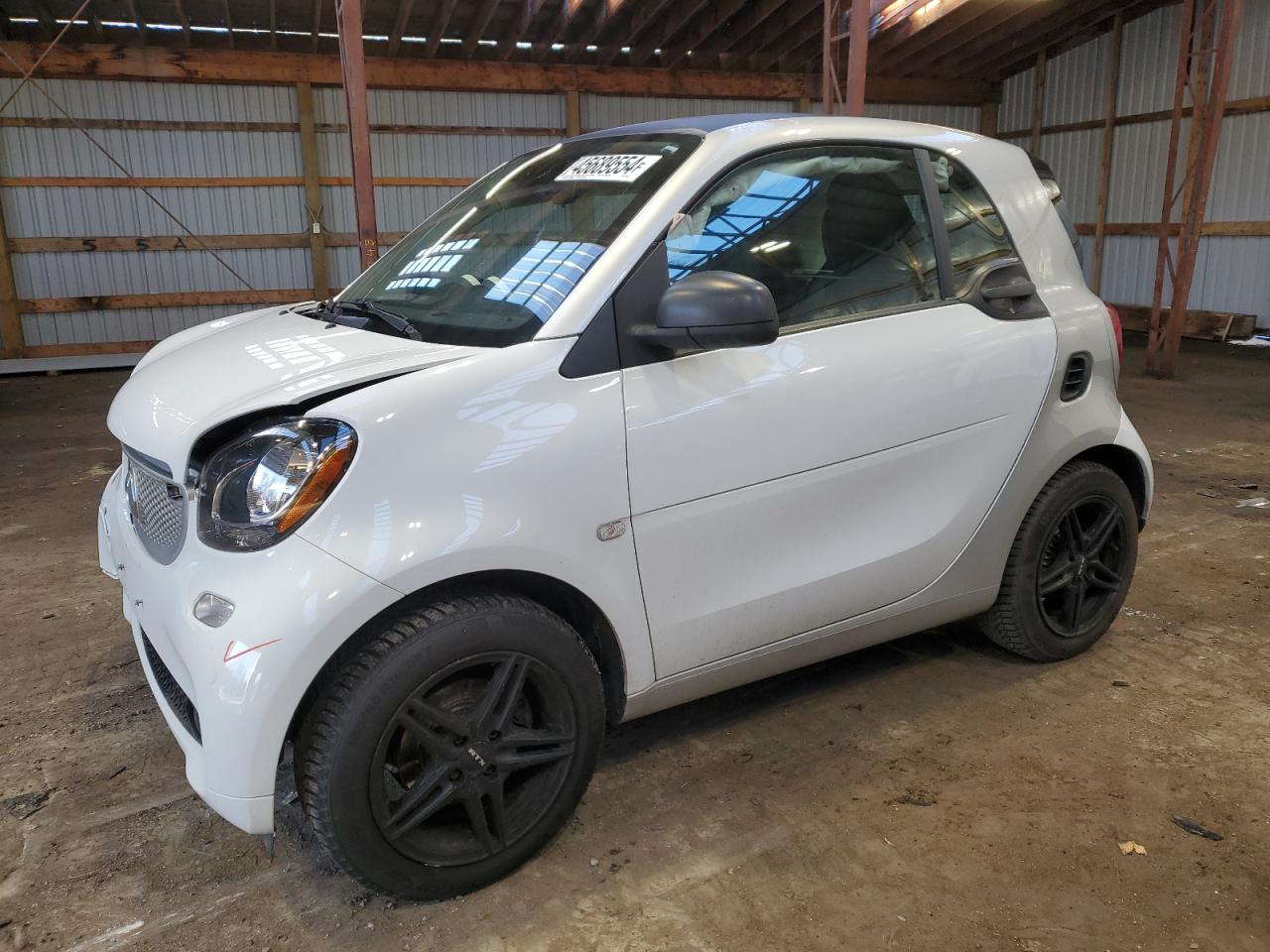 SMART FORTWO 2016 wmefj5da3gk154869