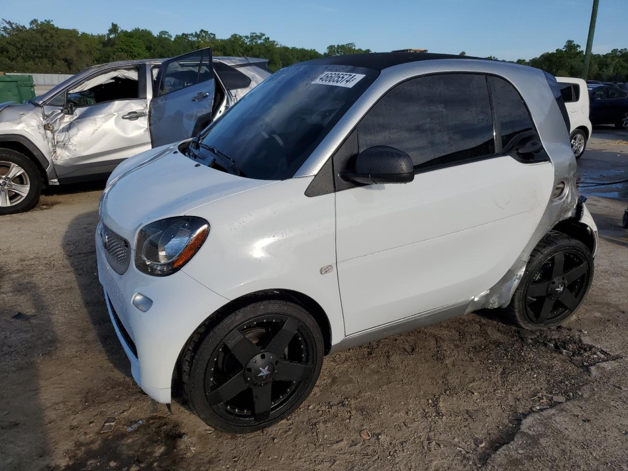 SMART FORTWO 2017 wmefj5da8hk168865