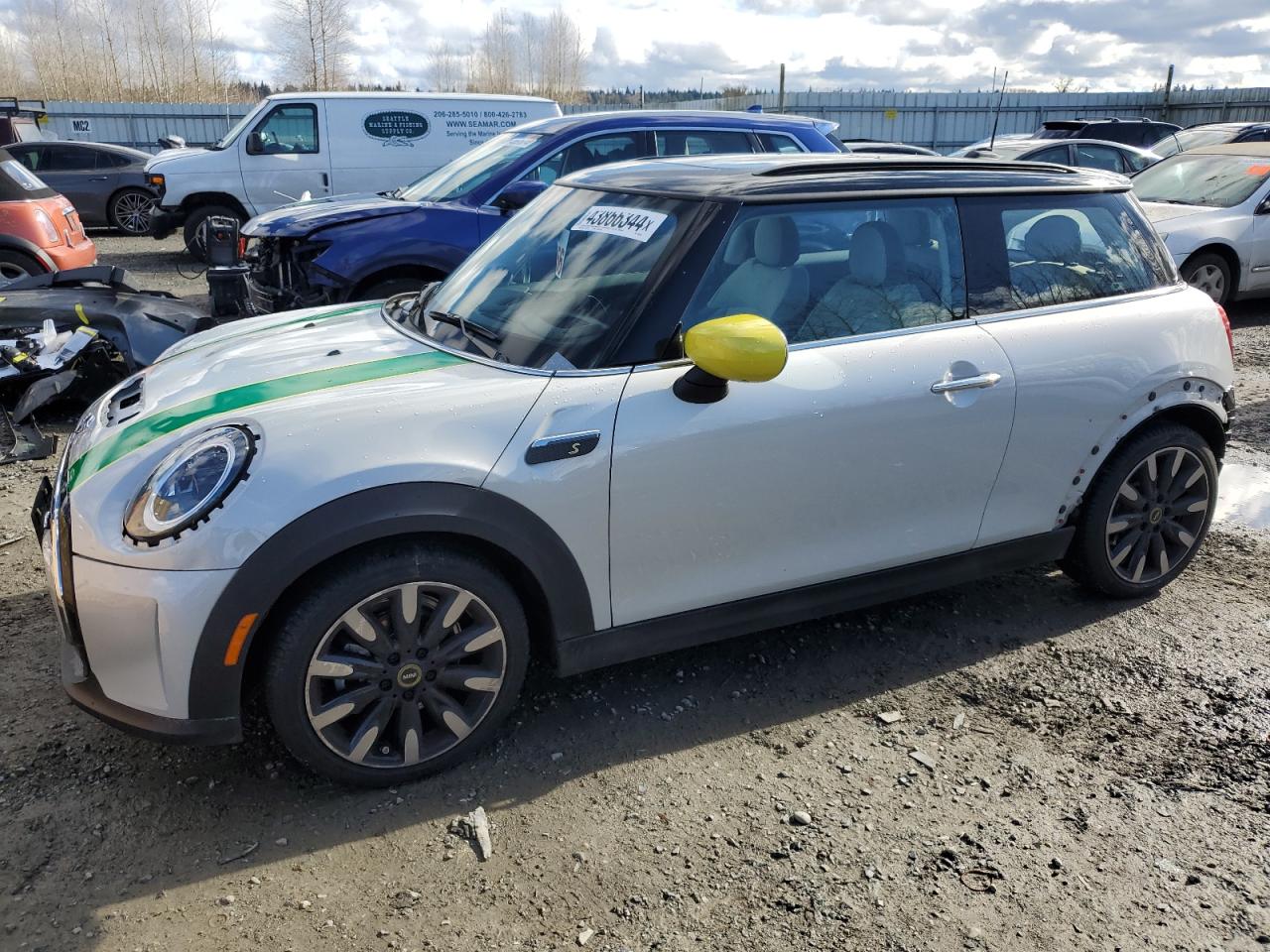 MINI COOPER 2022 wmw13dj05n2r93389