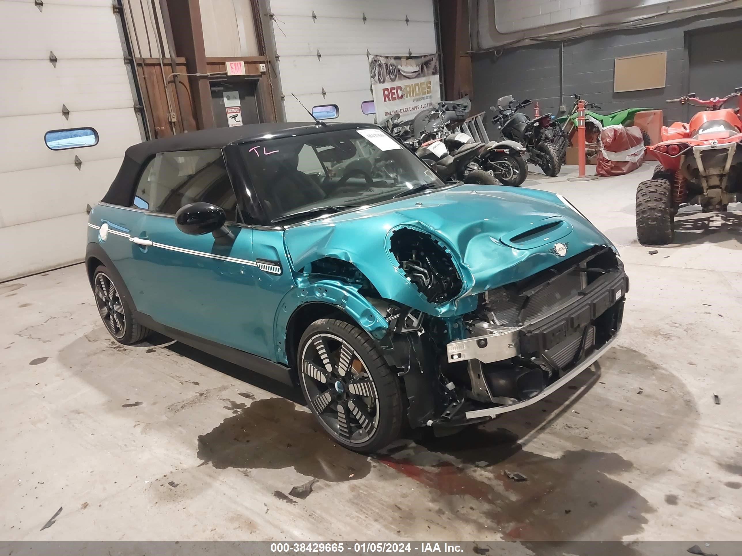 MINI CONVERTIBLE 2024 wmw43dl00r3r51674