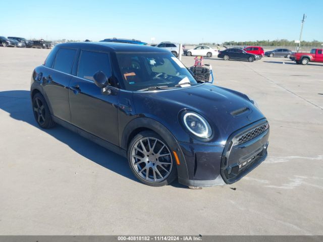 MINI HARDTOP 2024 wmw53dk07r2u58621